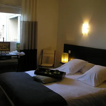 Logis Relais De Kergou Ξενοδοχείο